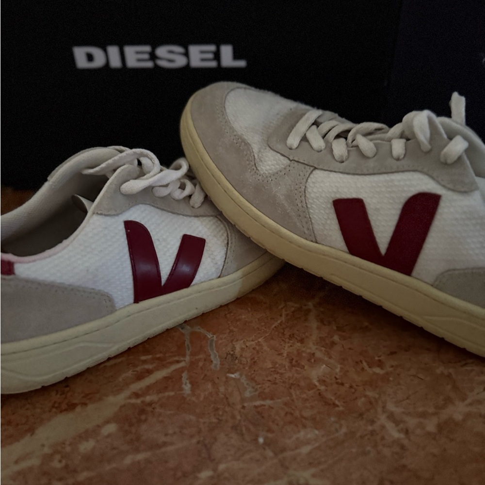 - Veja White and Red Sneakers Classic Design